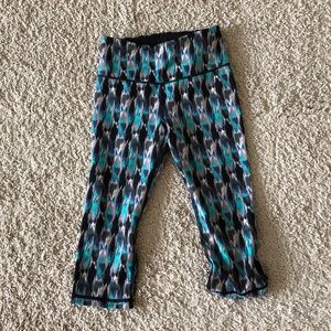 Victoria Secret Knockout crop leggings